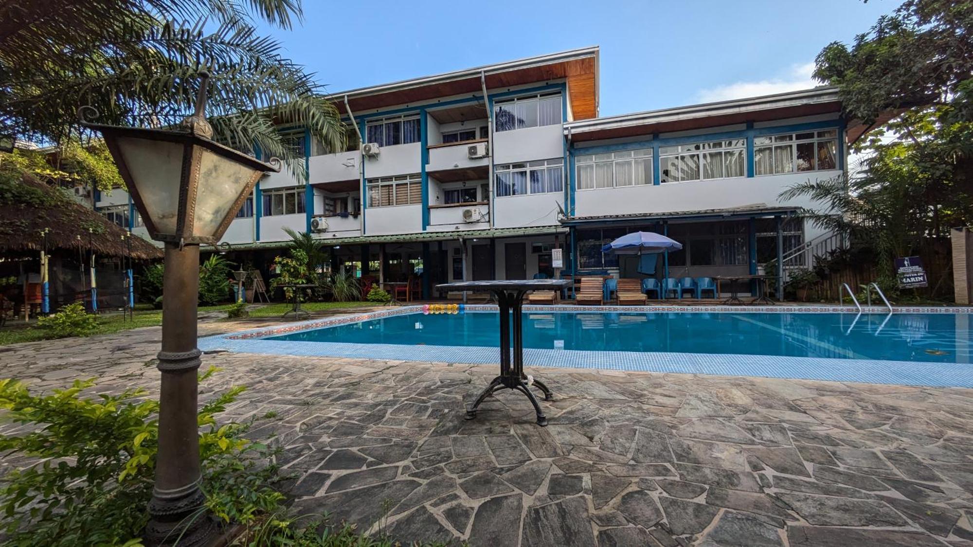 Foyer Du Marin Hotel Douala Exterior photo